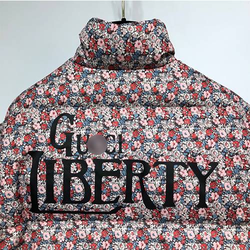 グッチ偽物LIBERTY 秋冬　ダウンジャケット