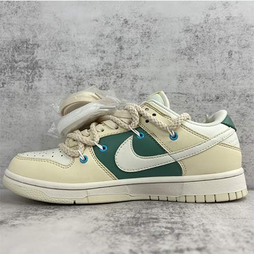 オフホワイトスーパーコピー × ナイキ SB Dunk Low メンズ レディース  スニーカー