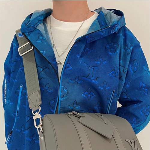 【ルイヴ*トン】ジャケット　アウター    