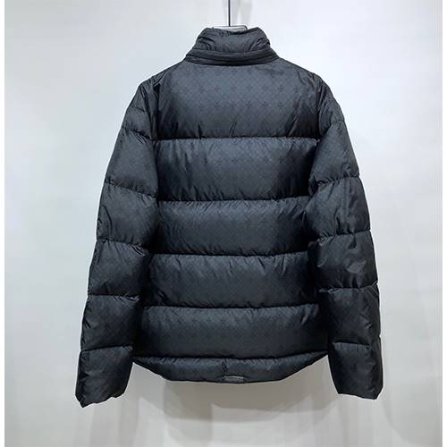 【クロムハーツ】秋冬　ダウンジャケット   