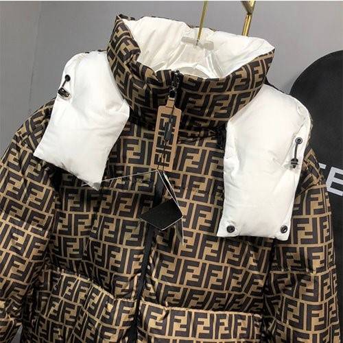 【フェンディ】両面 秋冬　ダウンジャケット 