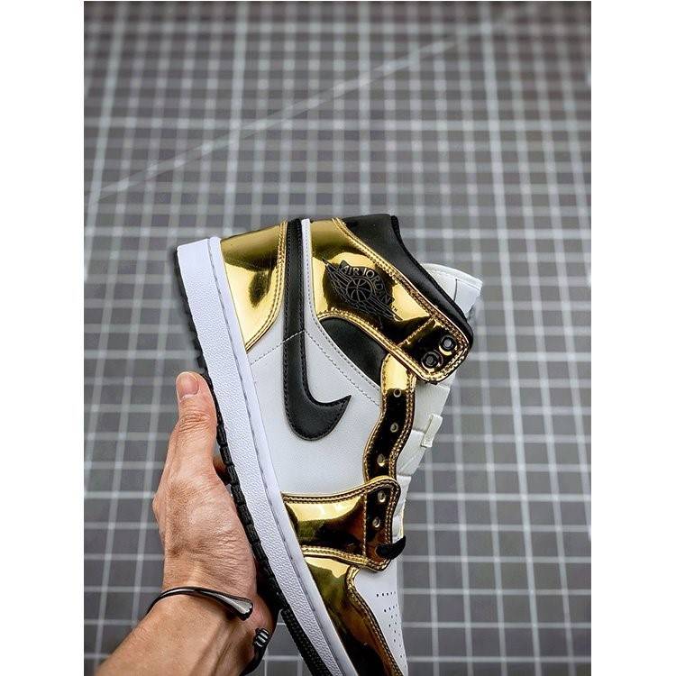 【ナイキ 】Air Jordan 1 Mid "Metallic Gold" メンズ レディース  スニーカー  