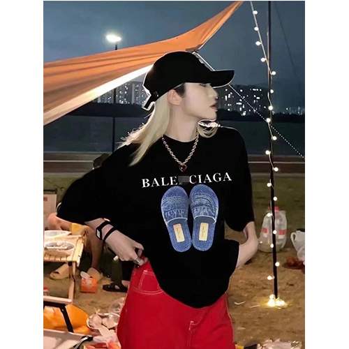 【バレンシアガ】メンズ レディース 半袖Tシャツ 