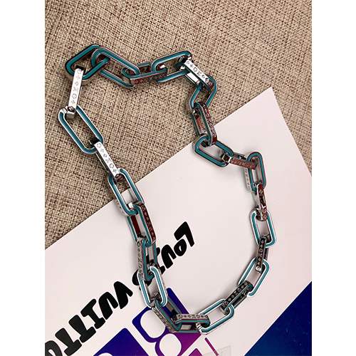 ルイヴィトン偽物MONOGRAM LINKS CHAIN ネックレス アクセサリー