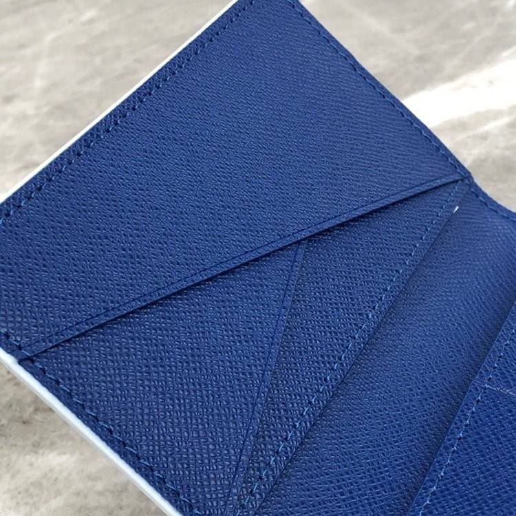 ルイヴィトンコピー財布 ファスナ付き思ったよりもきれいで一般的なデザイン