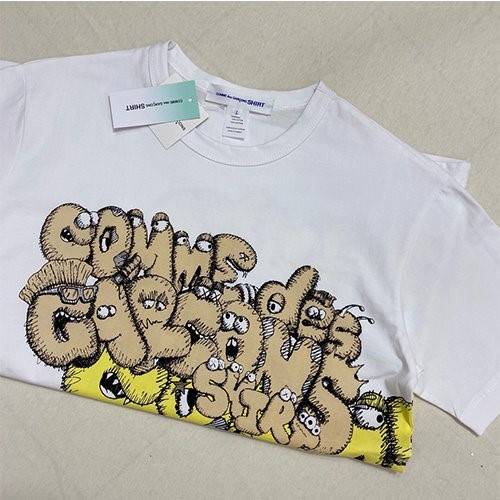 【コムデギャルソン】×【KAWS】メンズ レディース 半袖Tシャツ  