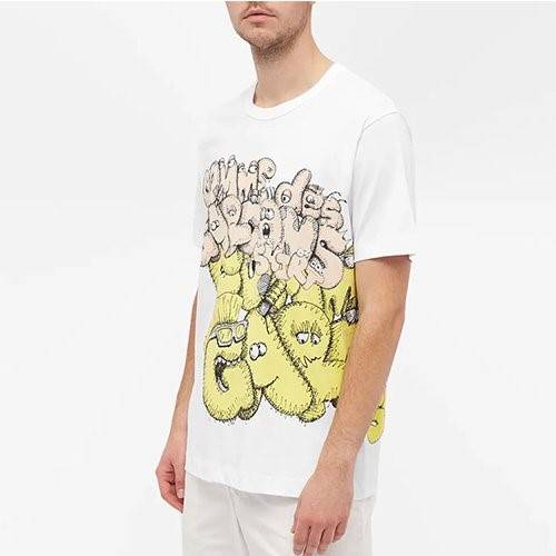 【コムデギャルソン】×【KAWS】メンズ レディース 半袖Tシャツ  