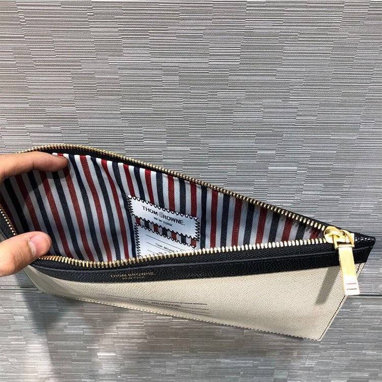 トムブラウンスーパーコピー 両面 19SS セカンドバッグ ハンドバッグ