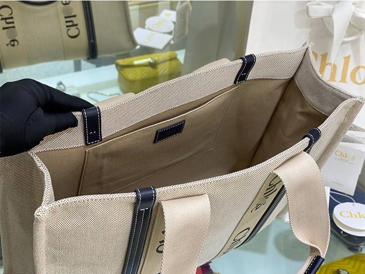 【クロエ 】トートバックLサイズ 